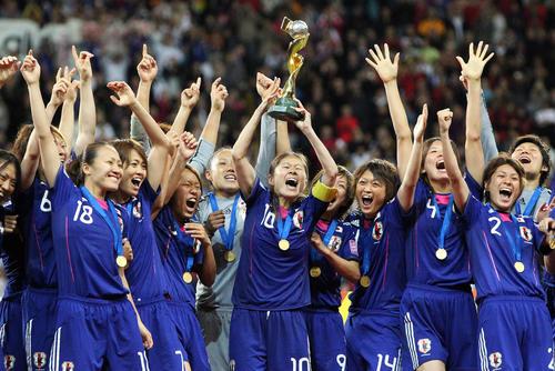 なでしこ ワールド カップ 2011：日本女足的辉煌时刻